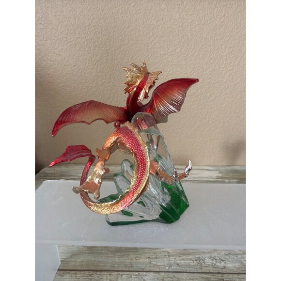 Franklin Mint Michael Whelan Guardian of the Crystal Cave Dragon Figurine - Picture 5 of 16